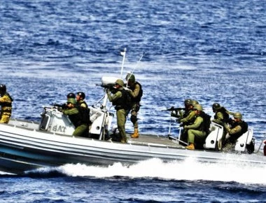 Τραβάει το σχοινί η Τουρκία: Στο κελί του Αττίλα οι 5 Αιγύπτιοι μέχρι τη δίκη -«Είχε ελληνική σημαία το πλοιάριο» λένε